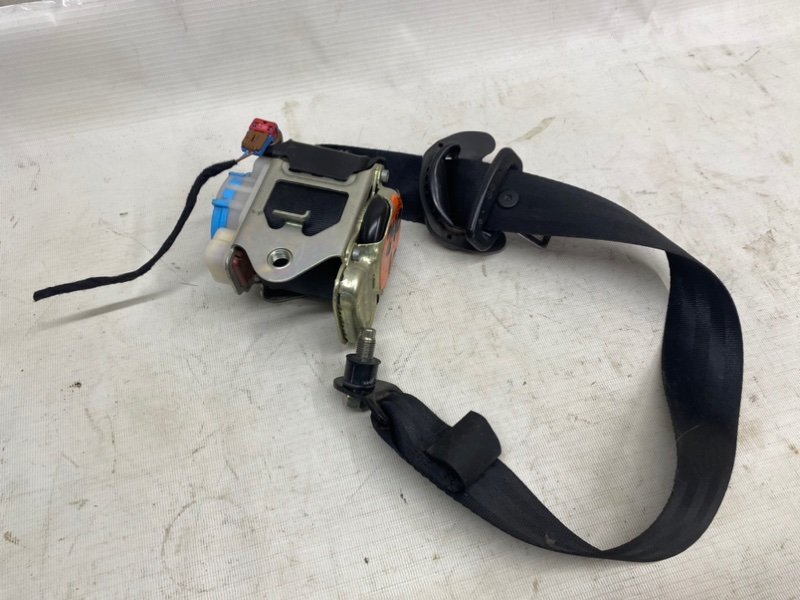 Ремень безопасности lada vesta 2022