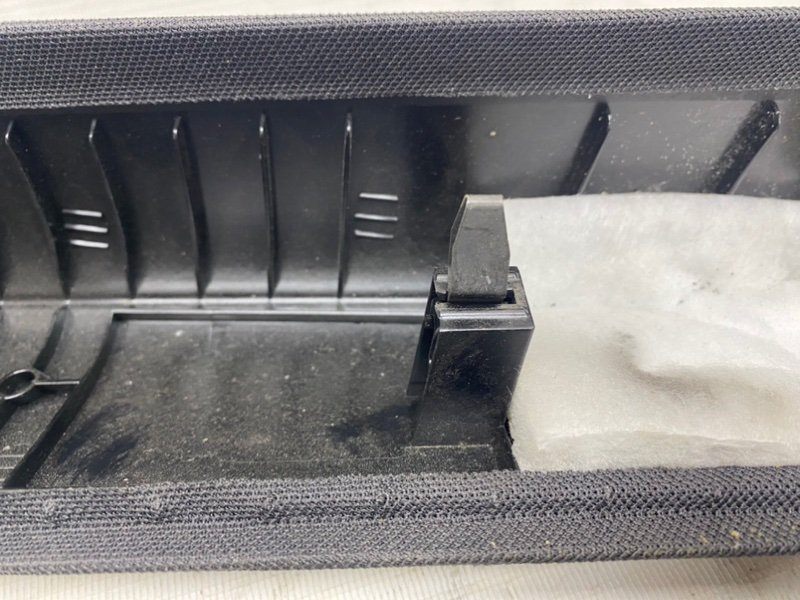 Обшивка стойки Mercedes CLA - Class 2015 CLA 180