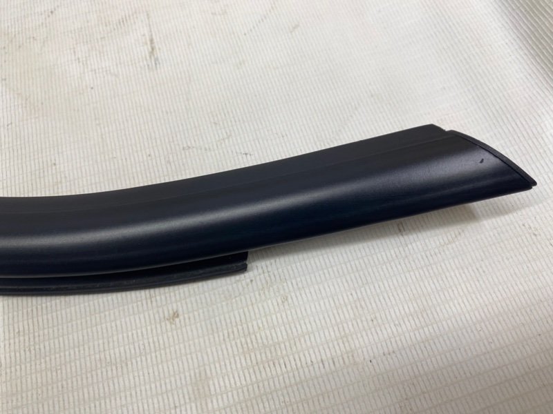 Молдинг стекла Omoda C5 2023