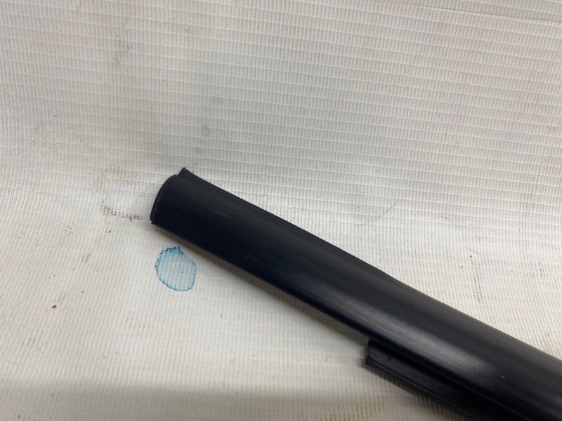 Молдинг стекла Omoda C5 2023