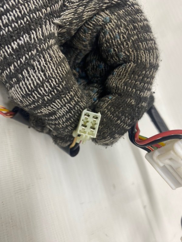 Кнопка в руль Hyundai Solaris 2015