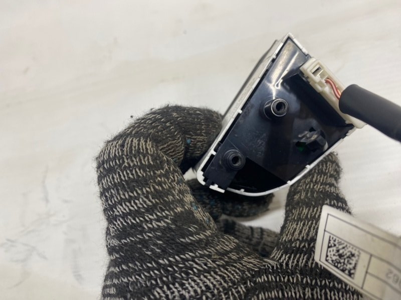 Кнопка в руль Hyundai Solaris 2015