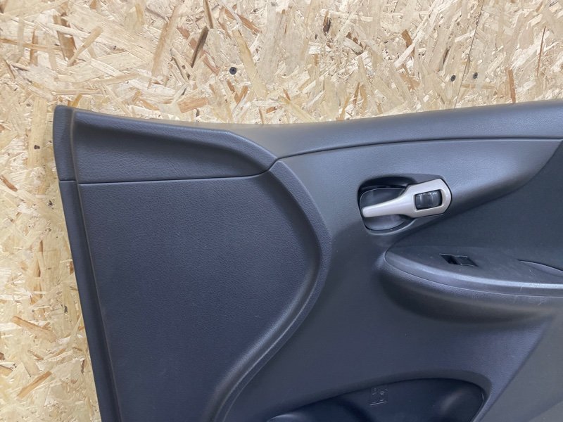 Обшивка двери Toyota Corolla 2008 E150