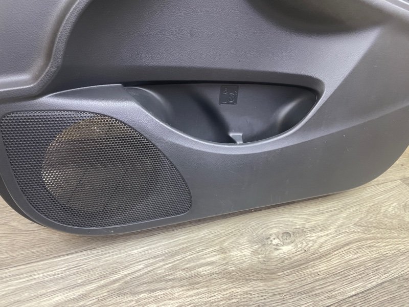 Обшивка двери Toyota Corolla 2008 E150