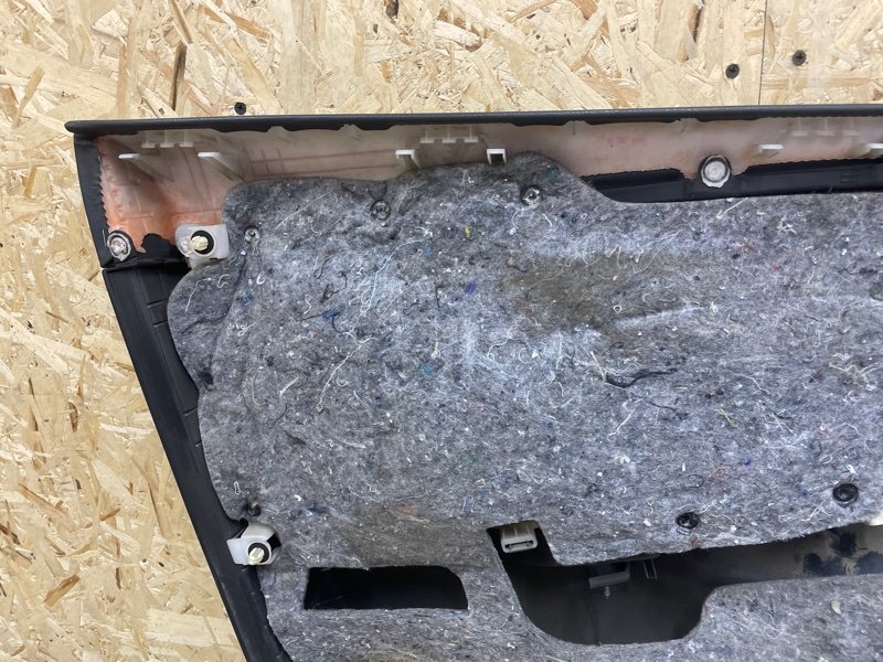 Обшивка двери Toyota Corolla 2008 E150