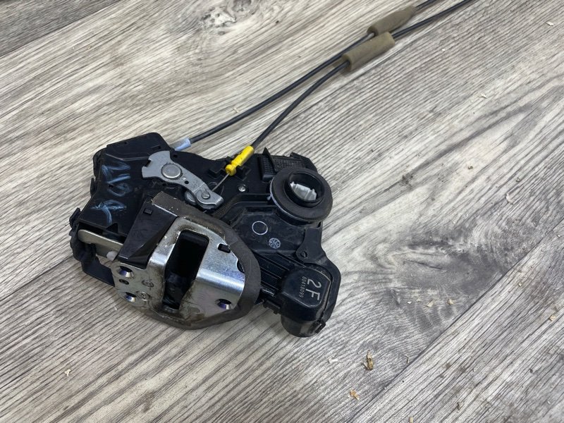 Замок двери Toyota Corolla 2008 E150