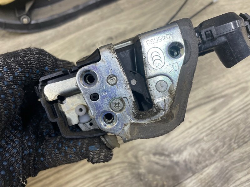 Замок двери Toyota Corolla 2008 E150