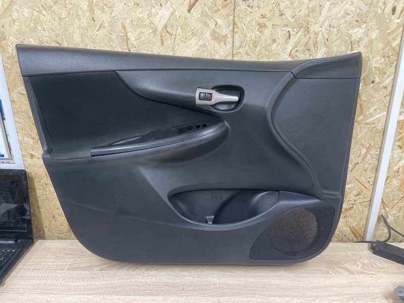 Обшивка двери Toyota Corolla 2008 E150