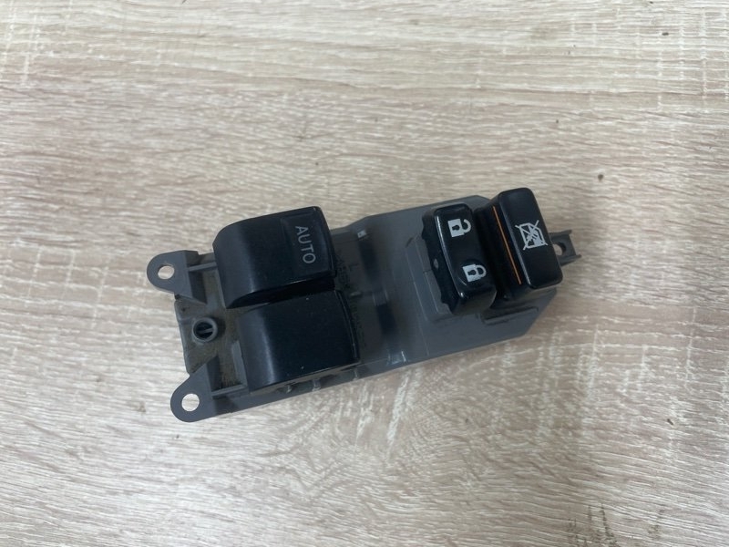 Блок управления стеклоподъемниками Toyota Corolla 2008 E150