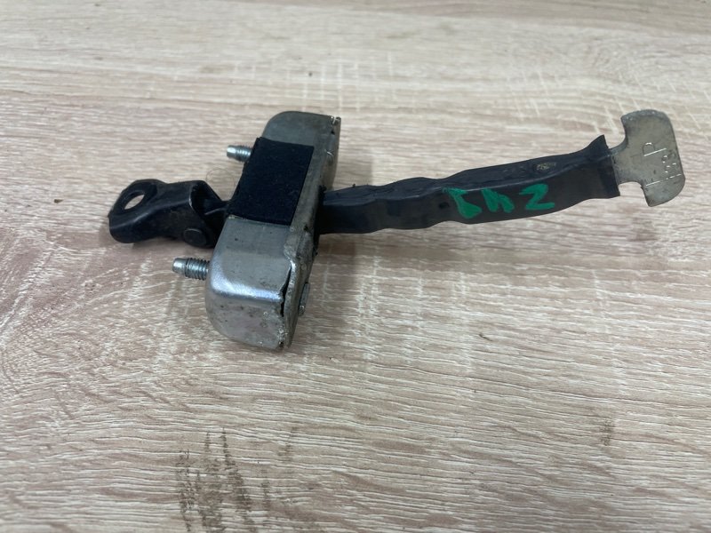 Ограничитель двери Toyota Corolla 2008 E150