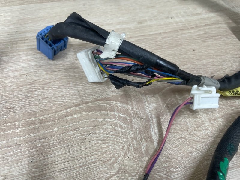 Проводка двери Toyota Corolla 2008 E150