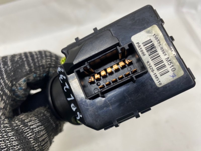 Переключатель подрулевой Hyundai Solaris 2015