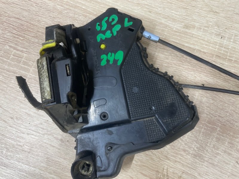 Замок двери Toyota Corolla 2008 E150