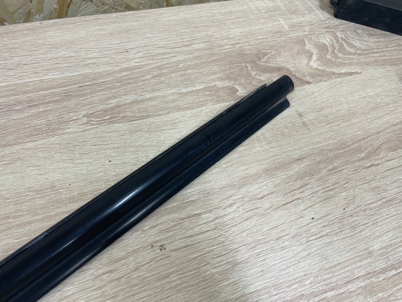 Молдинг стекла Toyota Corolla 2008 E150