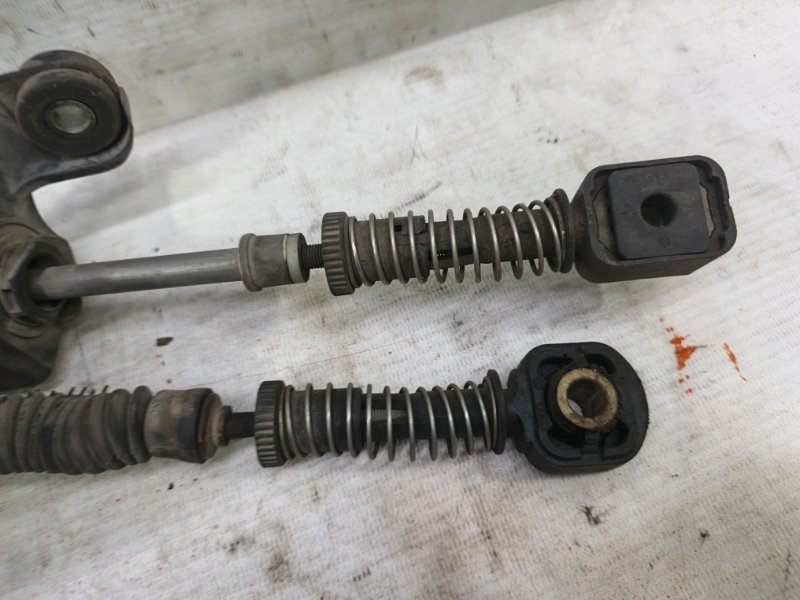 Трос МКПП Volkswagen Jetta 2008