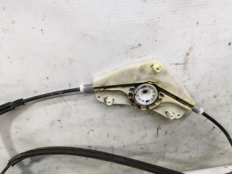 Стеклоподъемник Volkswagen Jetta 2008