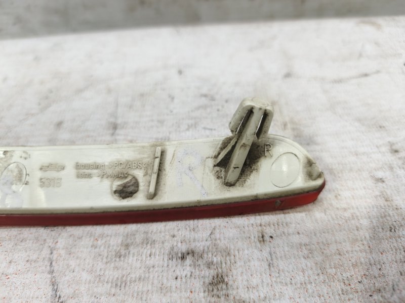 Отражатель в бампер Volkswagen Jetta 2008