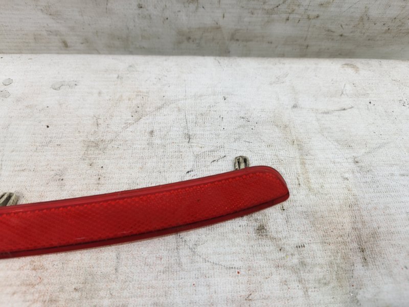 Отражатель в бампер Volkswagen Jetta 2008