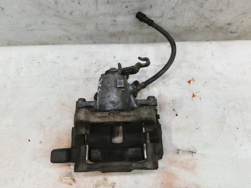 Суппорт Volkswagen Jetta 2008