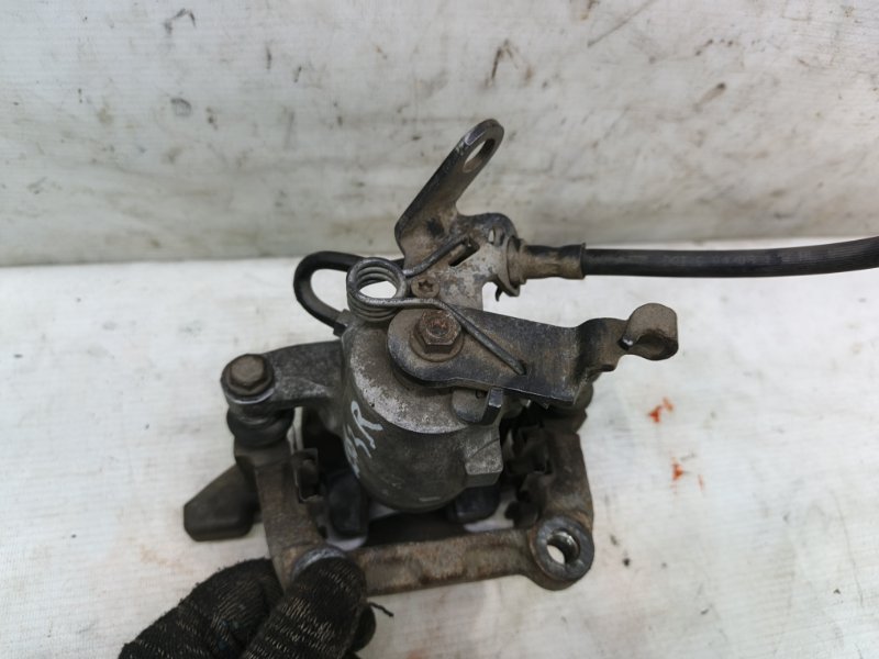 Суппорт Volkswagen Jetta 2008