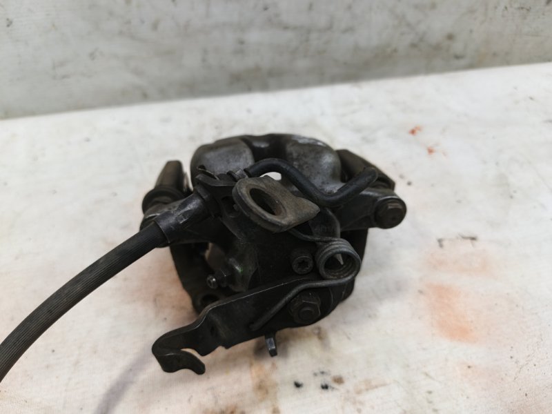 Суппорт Volkswagen Jetta 2008