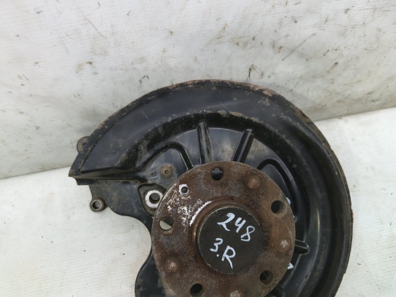 Кулак поворотный Volkswagen Jetta 2008