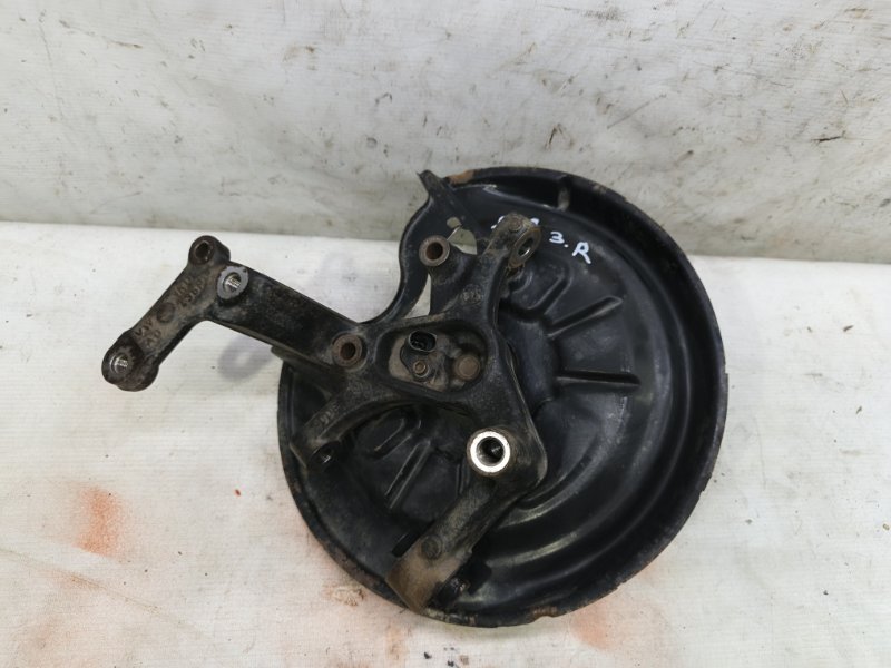 Кулак поворотный Volkswagen Jetta 2008