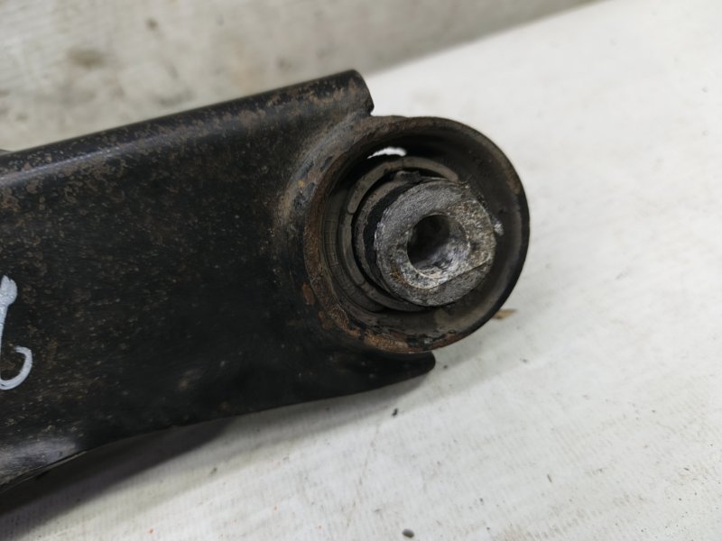 Рычаг Volkswagen Jetta 2008