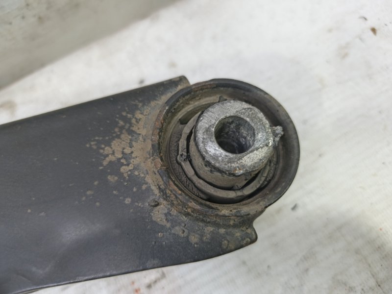 Рычаг Volkswagen Jetta 2008