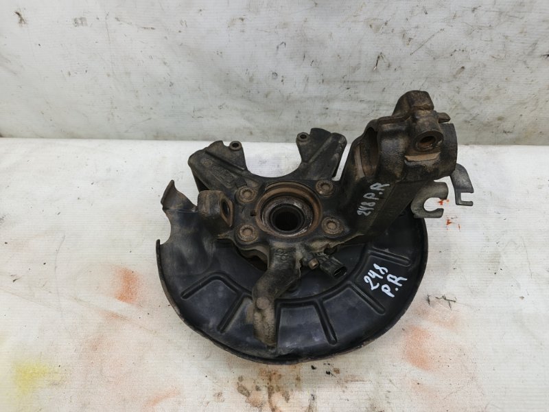 Кулак поворотный Volkswagen Jetta 2008