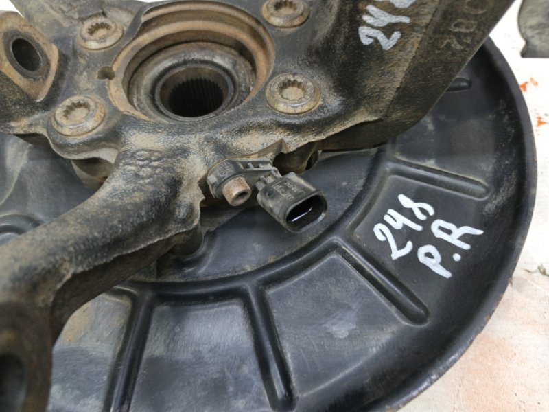 Кулак поворотный Volkswagen Jetta 2008