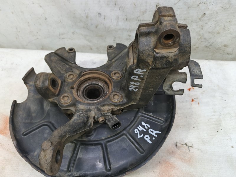 Кулак поворотный Volkswagen Jetta 2008