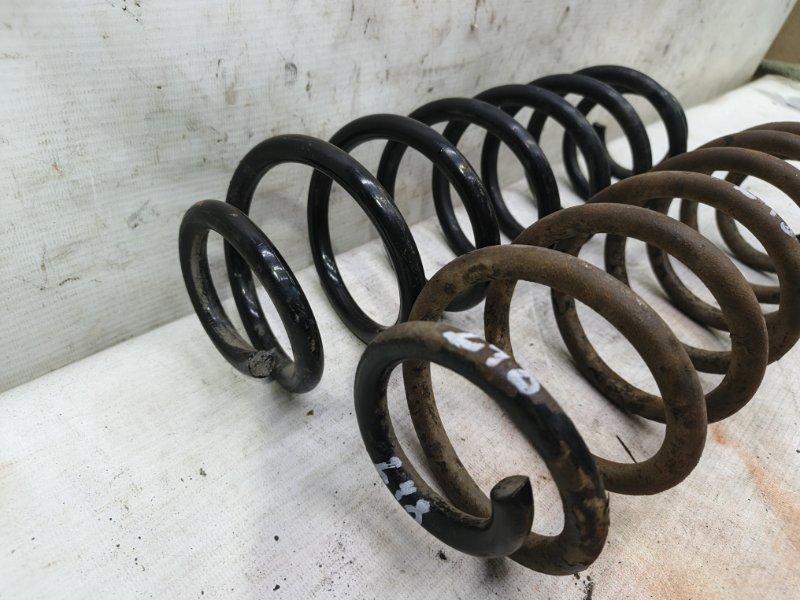 Пружина Volkswagen Jetta 2008