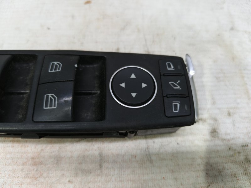 Блок управления стеклоподъемниками Mercedes CLA - Class 2015 CLA 180