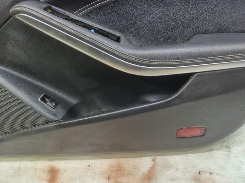 Обшивка двери Mercedes CLA - Class 2015 CLA 180