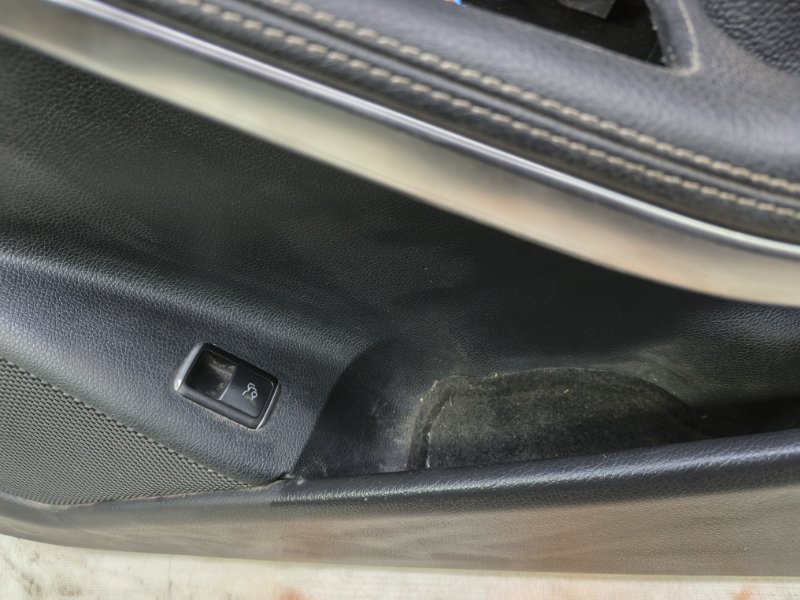 Обшивка двери Mercedes CLA - Class 2015 CLA 180