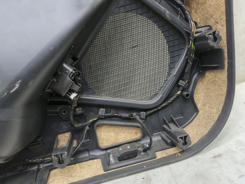 Обшивка двери Mercedes CLA - Class 2015 CLA 180