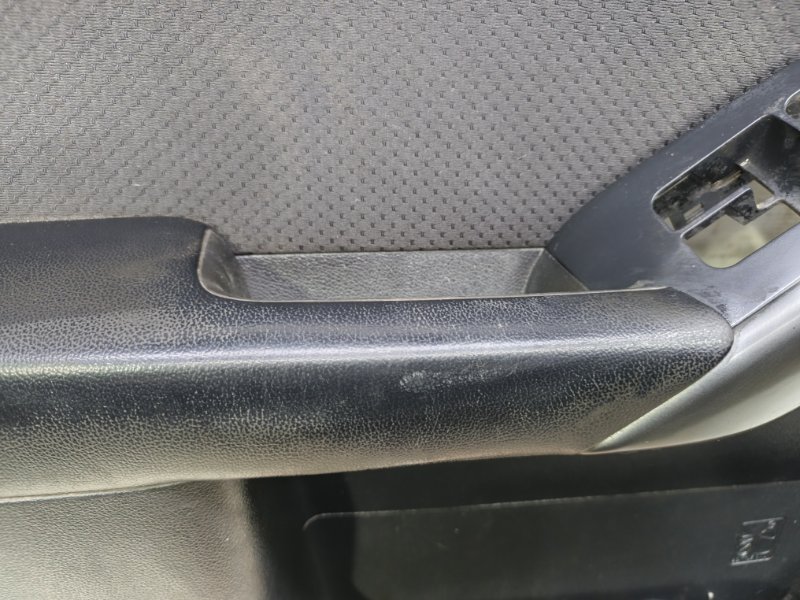 Обшивка двери Kia Cerato 2010 TD