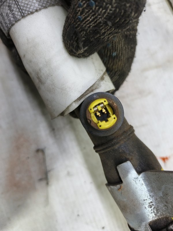 Шторка безопасности Kia Cerato 2010 TD