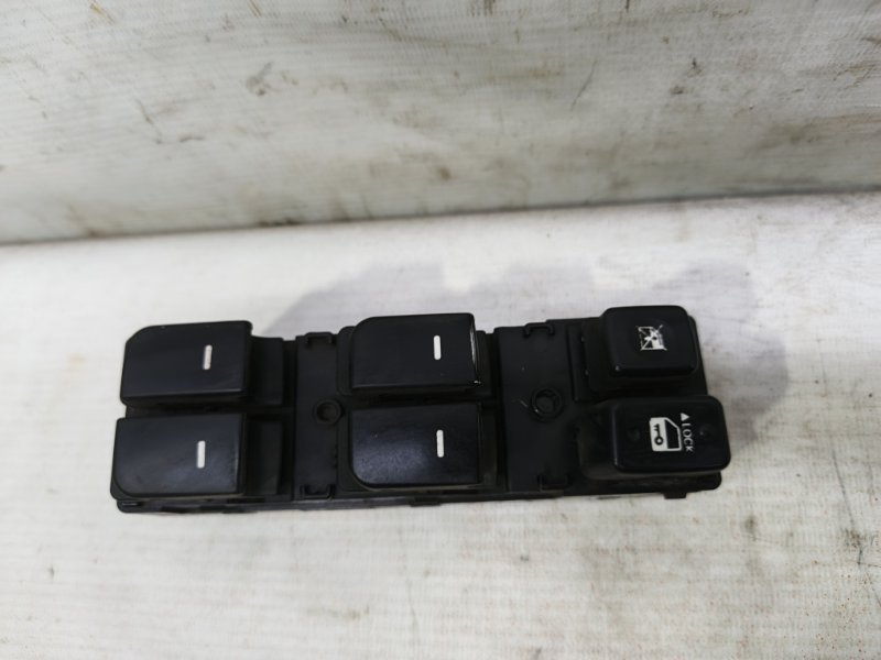 Блок управления стеклоподъемниками Kia Cerato 2010 TD