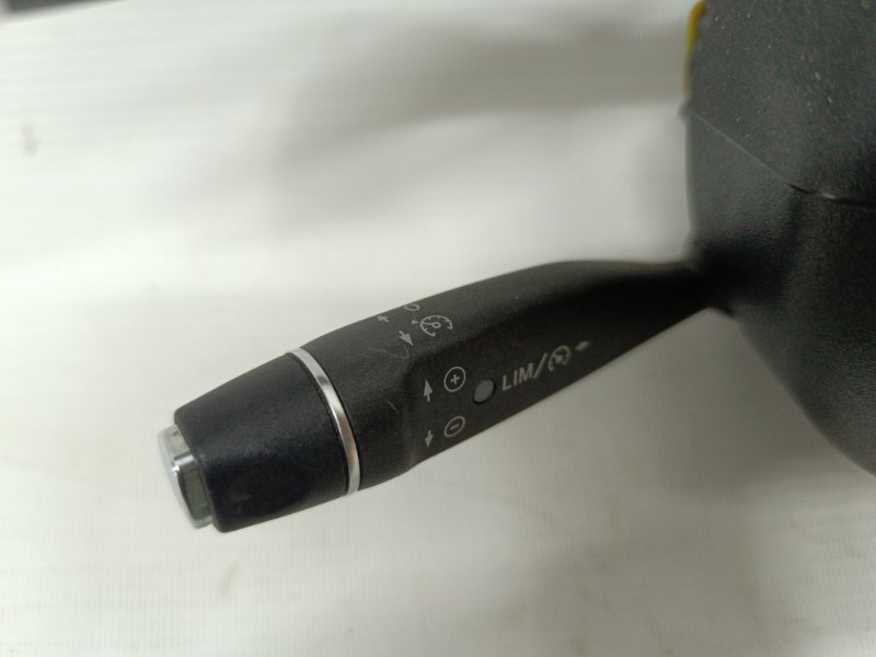 Подрулевой переключатель Mercedes CLA - Class 2015 CLA 180