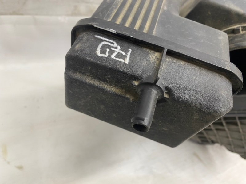 Корпус воздушного фильтра Kia Optima 2020