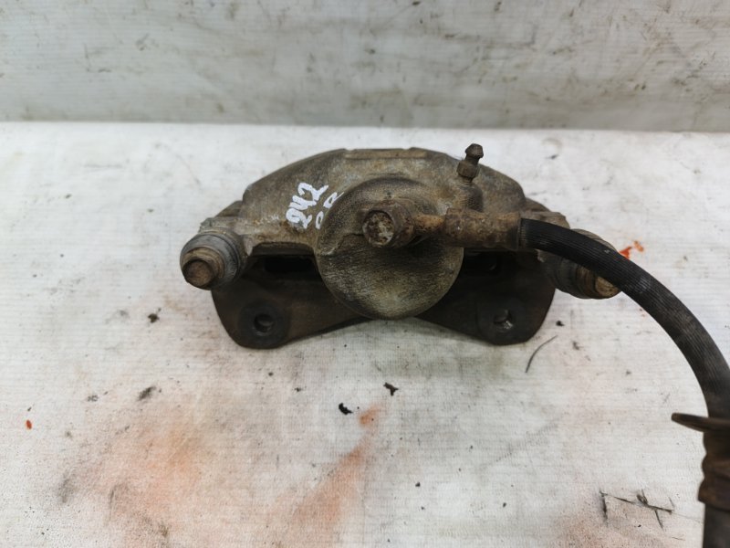 Суппорт TOYOTA Corolla Levin 1993