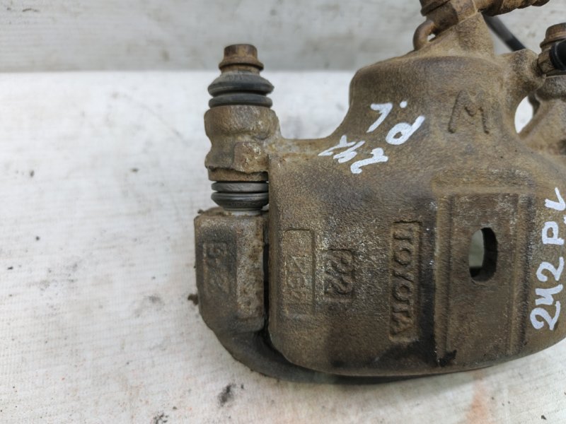 Суппорт TOYOTA Corolla Levin 1993