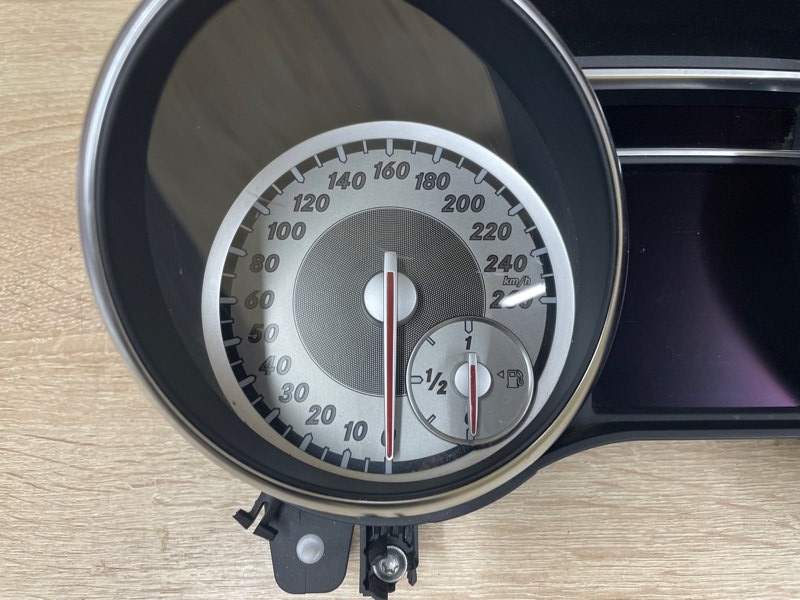 Панель приборов Mercedes CLA - Class 2015 CLA 180