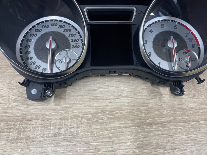 Панель приборов Mercedes CLA - Class 2015 CLA 180