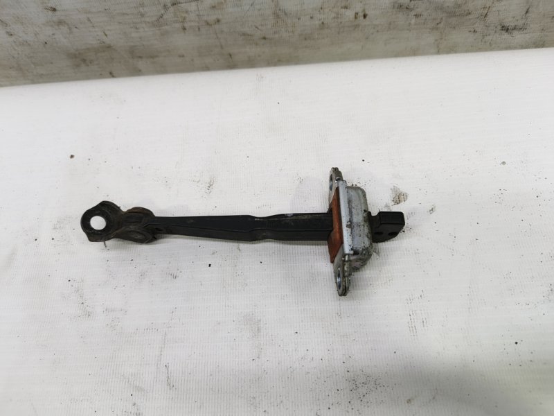 Ограничитель двери Kia Cerato 2010 TD