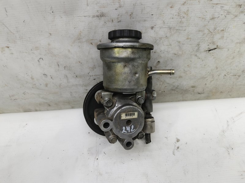 Насос гидроусилителя TOYOTA Corolla Levin 1993