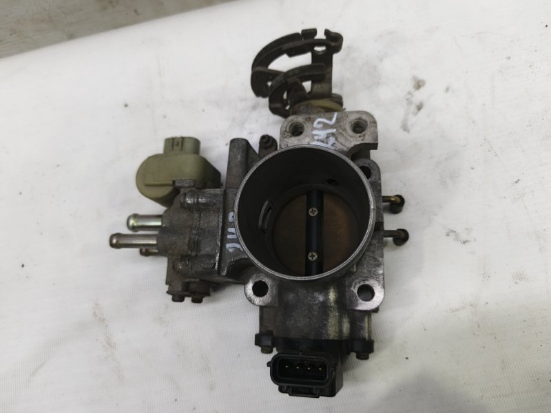 Дроссельная заслонка TOYOTA Corolla Levin 1993