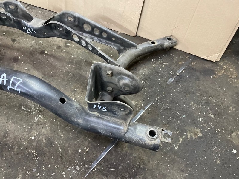 Балка Volkswagen Jetta 2008